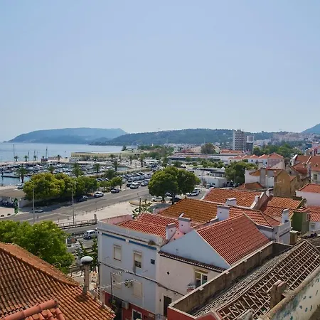 Ocean View With Balcony * Setúbal