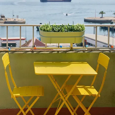 Ocean View With Balcony Apartamento *